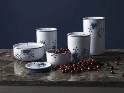 Royal Copenhagen Blå Mega Riflet Krukke 9 Royal Copenhagen Blå Mega Riflet Krukke -Opbevaring Af Mad 3990 53e3b5c7 b8fb 470b 880f 0577c77226dd