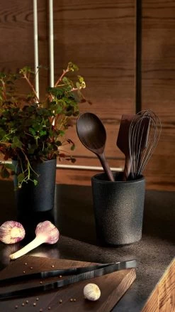 Rosendahl RÅ Bestikholder -Opbevaring Af Mad 3990 cc77db73 416c 4de9 9089 b98c9dbb304e